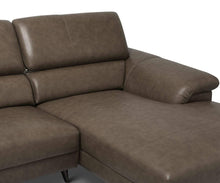 Load image into Gallery viewer, Quaid Leather Right Chaise Sectional