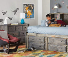 Load image into Gallery viewer, Luna Low Back Chair - Venge Frame