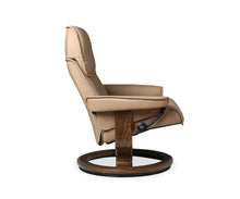 Load image into Gallery viewer, Stressless® Admiral Recliner &amp; Ottoman - Sand
